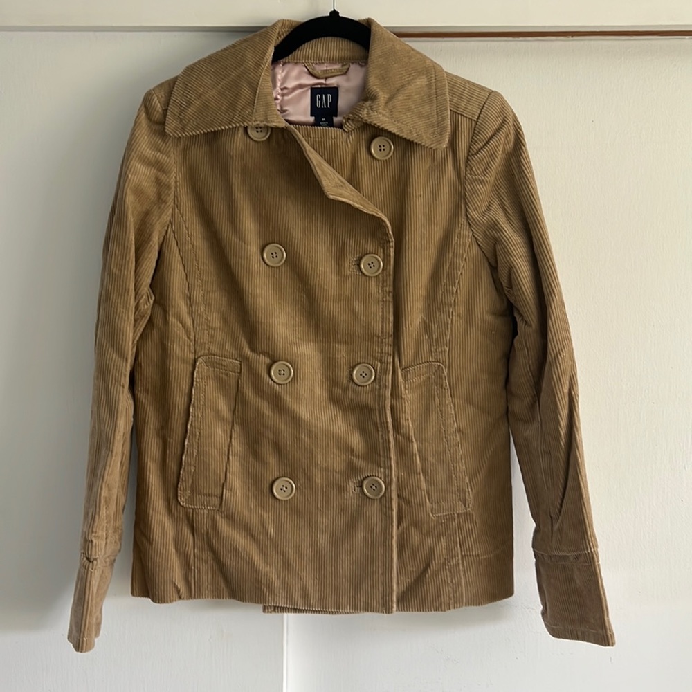 EUC GAP Beige Cropped pea coat
